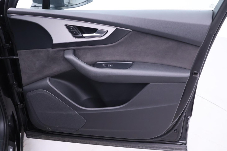 Audi Q7 3,0 200kW quattro tiptronic DPH