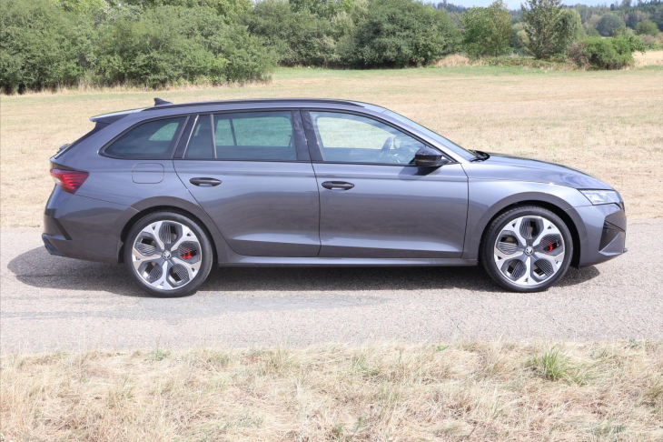 Škoda Octavia 2,0 TSI DSG RS DPH 1.maj CZ