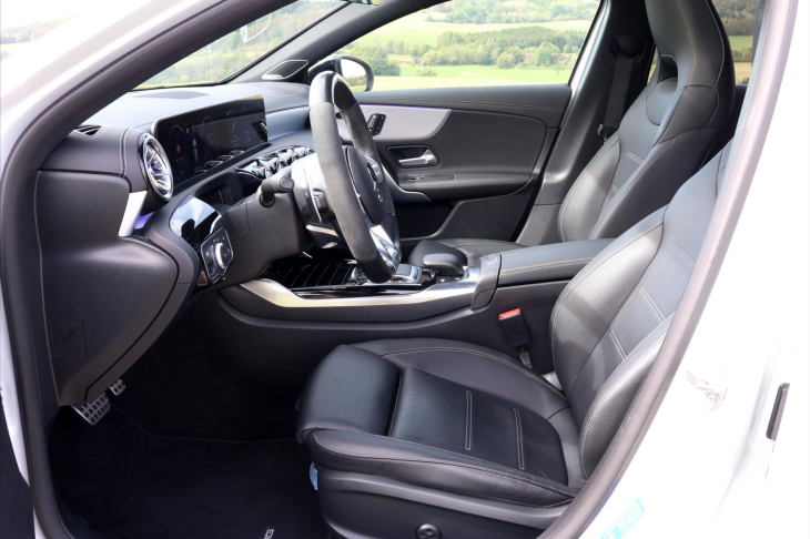 Mercedes-Benz Třídy A 2,0 45 S AMG 4Matic+ 310kW DPH