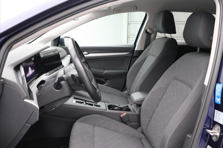 Volkswagen Golf 1,5 TSI EVO 110kW mHEV Life DSG