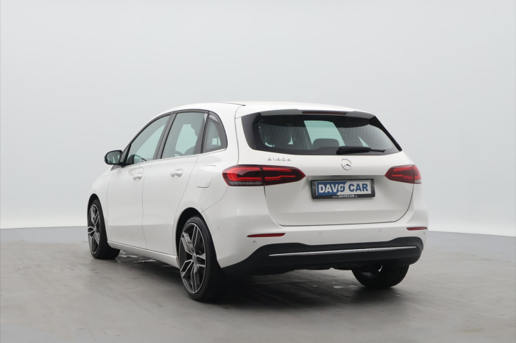 Mercedes-Benz Třídy B 1,5 180d 85kW Aut. Led Navi CZ