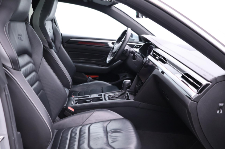 Volkswagen Arteon Shooting Brake 2,0 TSI 140kW DSG R-line DPH
