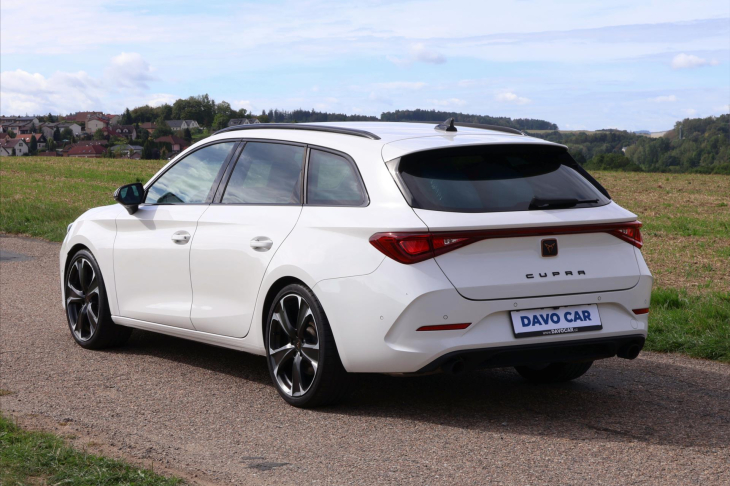 Cupra Leon 2,0 TSI 180kW Cupra DSG DPH ST