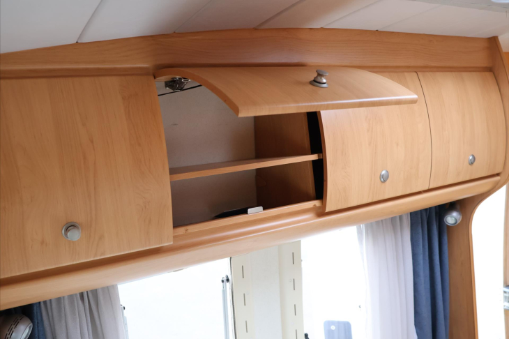 Hobby Ostatní 2,8 JTD 94kW Hobby 700