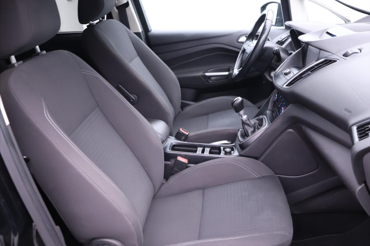 Ford Grand C-MAX 2,0 TDCI 110kW 7-Míst 1.Maj