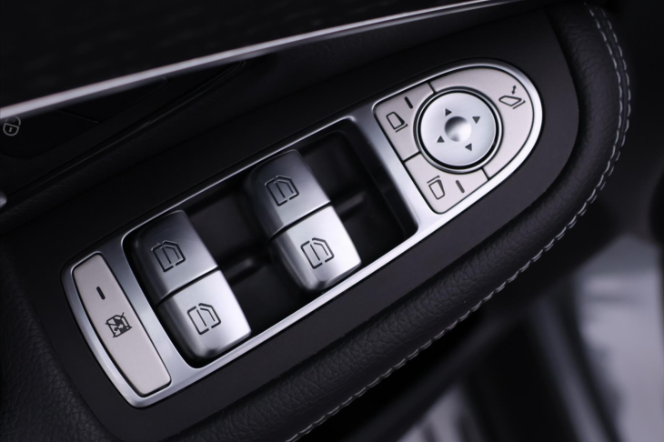 Mercedes-Benz GLC 2,0 300d 180kW 4Matic