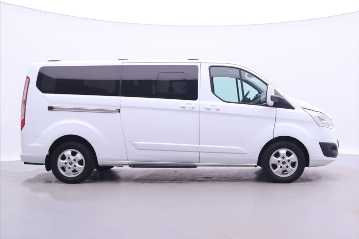 Ford Tourneo Custom 2,0 TDCI 125KW 8-Míst Long DPH