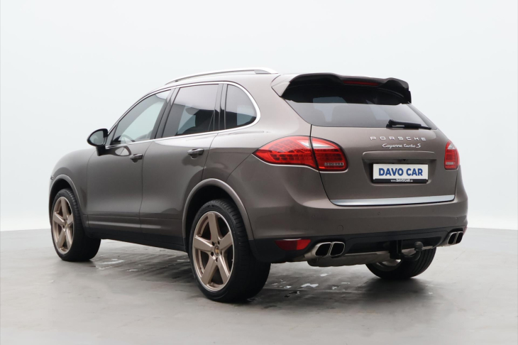Porsche Cayenne 4.8 Turbo S 405kW DPH CZ