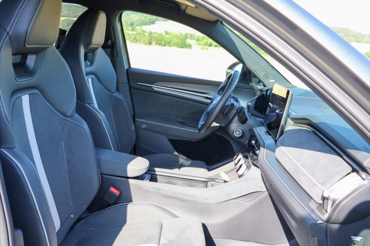Škoda Kodiaq 2,0 TDI Sportline 4x4 DSG