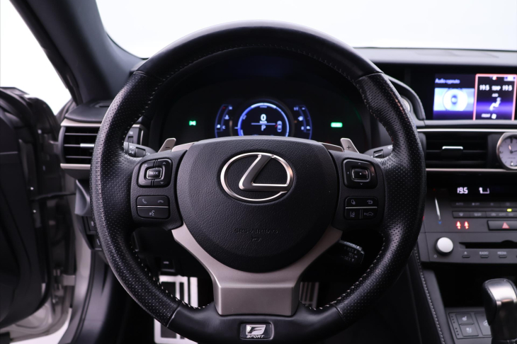 Lexus RC 300h 2,5 133kW F-Sport Navi CZ