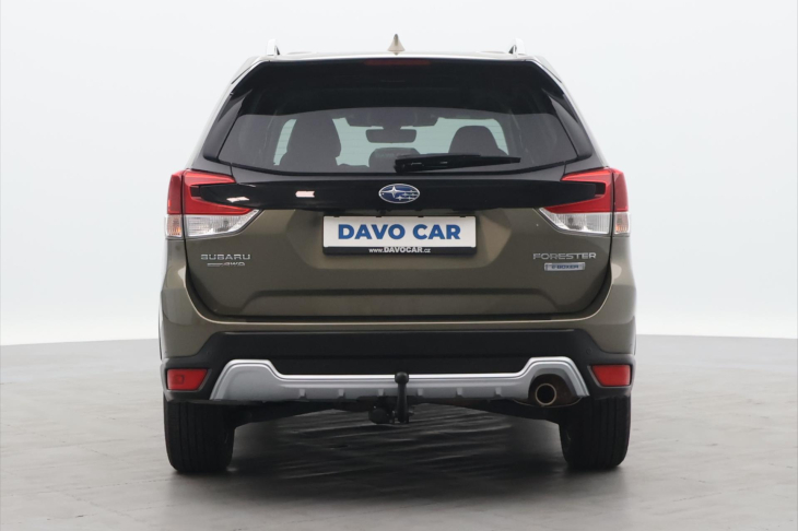 Subaru Forester 2,0 e-Boxer 110kW Executive CZ