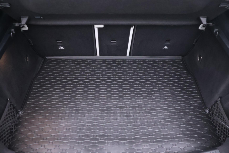 Mercedes-Benz Třídy A 1,3 200 120kW Aut. CZ kůže DPH