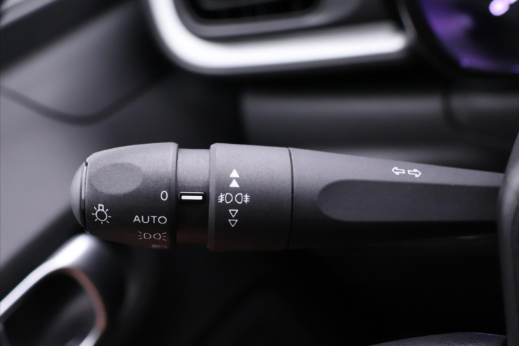 Citroën C3 1,2 PT 61kW CZ Feel Serv.Kniha