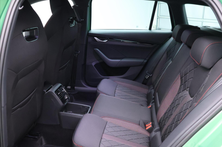 Škoda Octavia 2,0 TSI DSG RS DPH 1.maj CZ