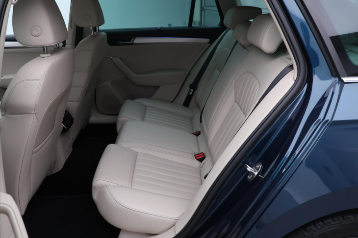 Škoda Superb 2.0 TDI 147 kW L&K DSG DPH CZ