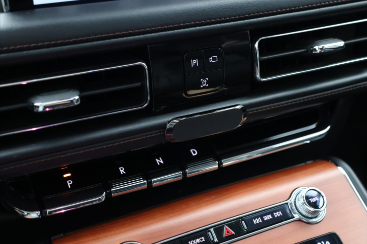 Lincoln Aviator 3,0 EvoBoost V6 AWD CZ