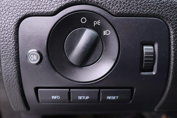 Ford Mustang 3,7 L V6 227kW