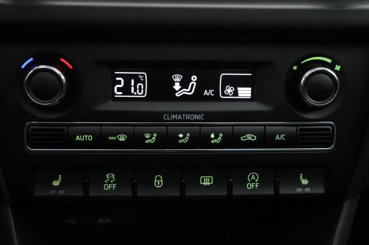 Škoda Rapid 1,2 TSI 77kW Style Plus Xenon