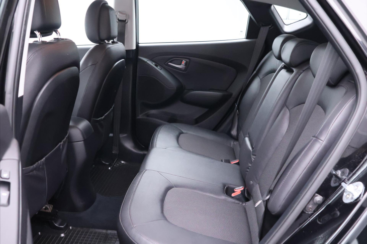 Hyundai ix35 2,0 CRDI 100kW Trikolor 4x4 CZ