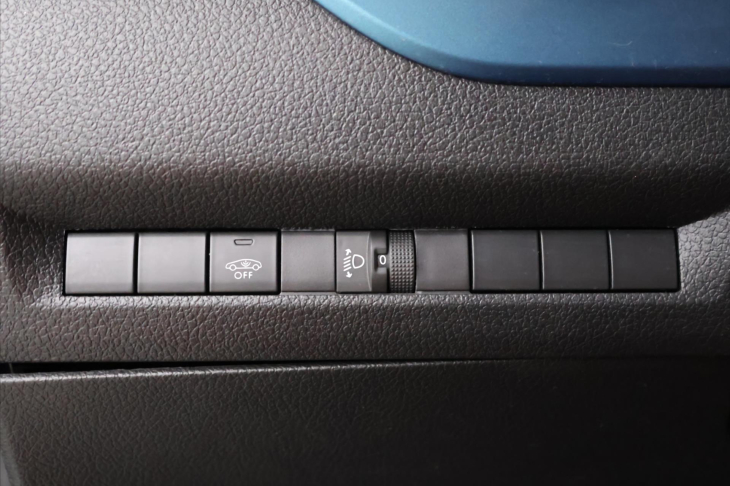 Peugeot Traveller 2,0 BlueHDi 110kW Aut.klima CZ