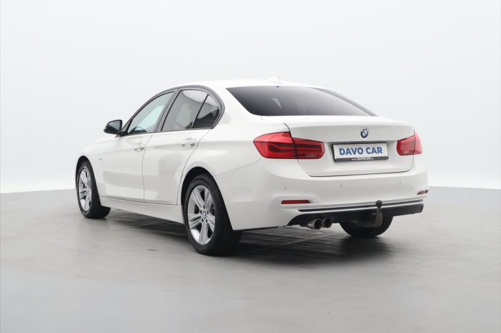 BMW Řada 3 2,0 320i 135kW CZ xDrive Sport