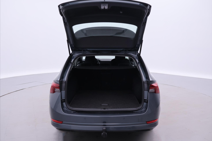 Škoda Octavia 2,0 TDI DSG Matrix Virtual DPH