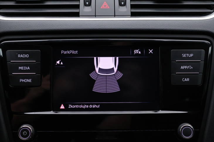 Škoda Octavia 1,5 TGi 96kW DSG CZ Kessy