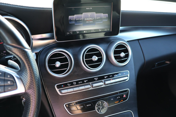 Mercedes-Benz Třídy C 2,0 200 T AMG LED Navi Kůže