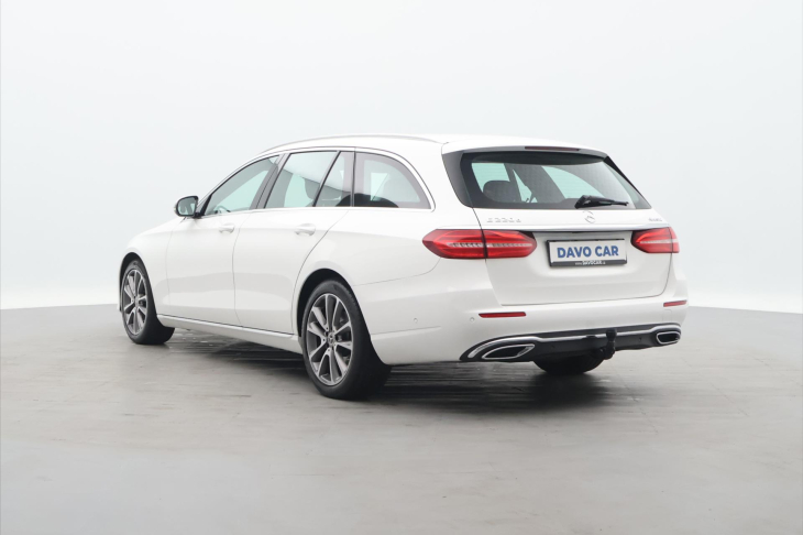 Mercedes-Benz Třídy E 2.0 220d 143kW 4Matic Aut.