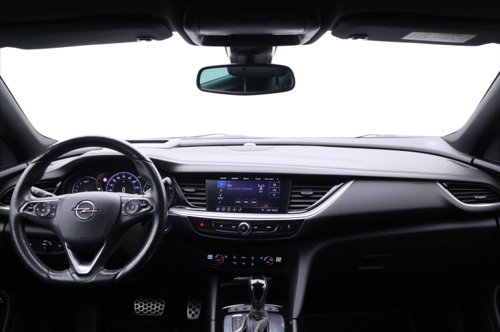Opel Insignia 2,0 GSi 169kW ST Aut 4x4 CZ DPH
