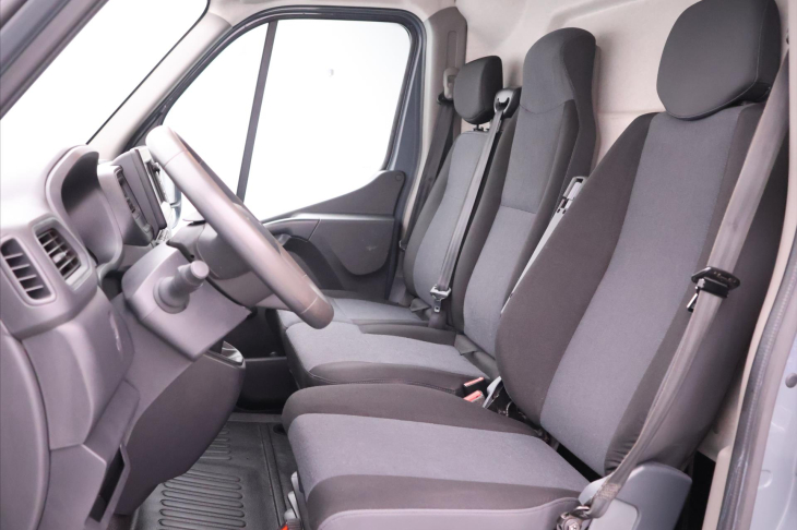 Renault Master 2,3 dCi 180k CZ 1.Maj L3H2 DPH