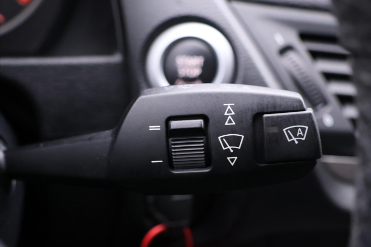 BMW X1 2,0 20d 105kW CZ sDrive