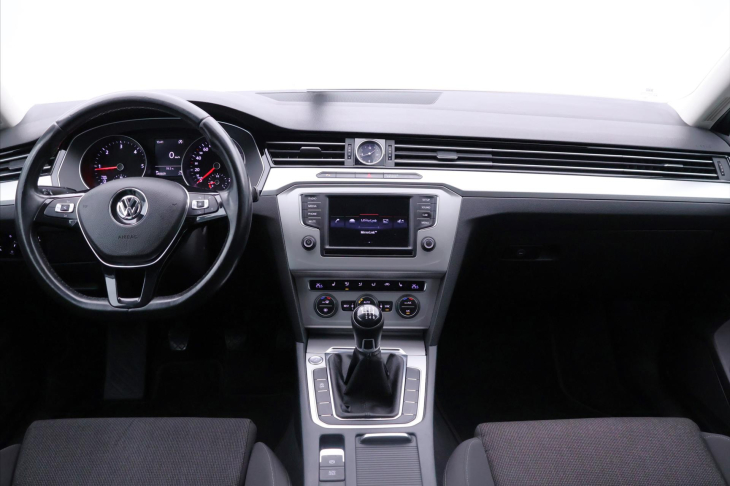 Volkswagen Passat 2,0 TDI 110kW CZ Comfortline