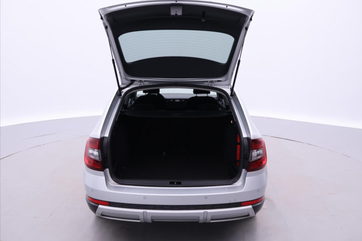 Škoda Octavia 2,0 TDI 110kW 4x4 CZ Scout LED