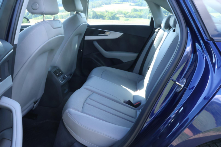Audi A4 2,0 35 TDI CZ Advanced DPH