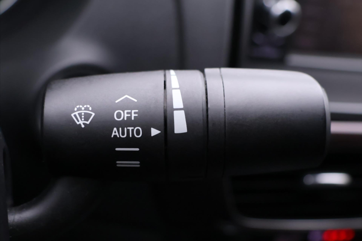 Mazda 6 2,2 D Skyactiv 110kW Revolution