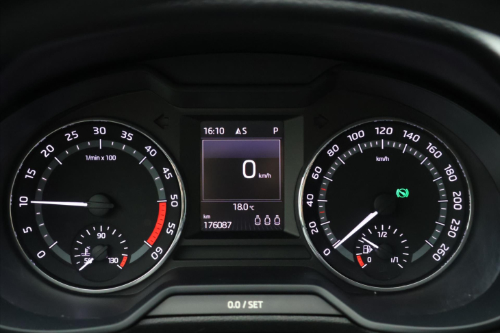 Škoda Octavia 2,0 TDI 135kW Scout DSG CZ 4x4