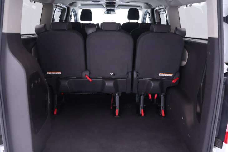 Ford Tourneo Custom 2,0 TDCI 125KW 8-Míst Long DPH