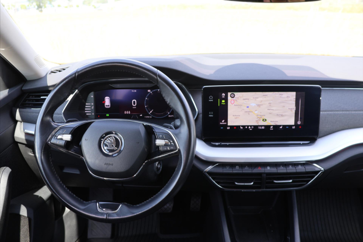 Škoda Octavia 2,0 TDI DSG Matrix Virtual DPH