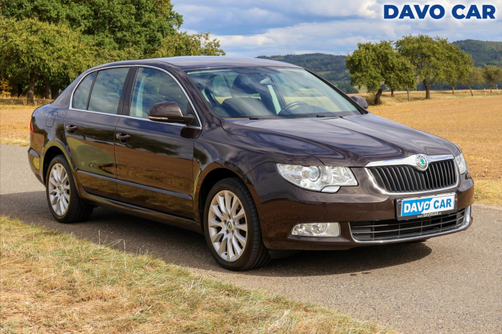 Škoda Superb 2,0 TDI Exclusive Xenon 1.Maj.