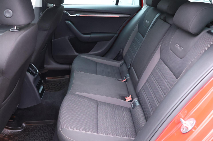 Škoda Octavia 2,0 TDI 135kW 4x4 DSG CZ Scout