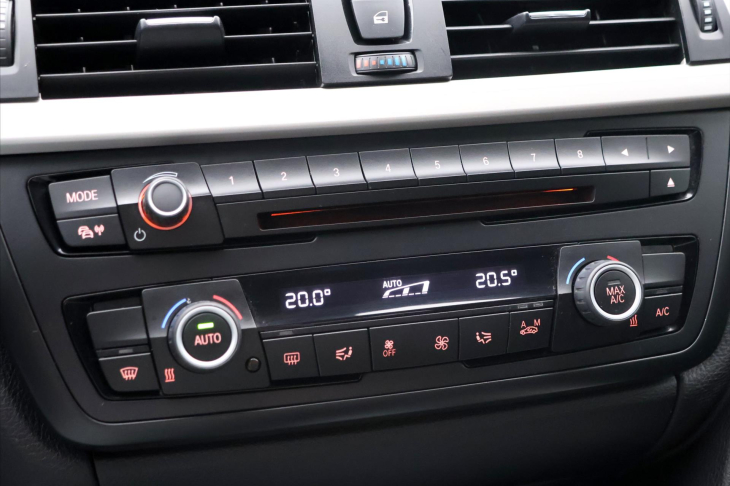 BMW Řada 3 2,0 320d 140kW GT Advantage CZ