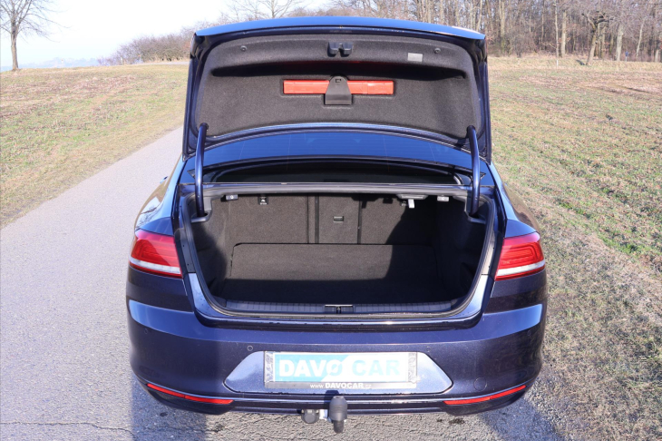 Volkswagen Passat 1,4 TSI 110kW DSG Comfort LED