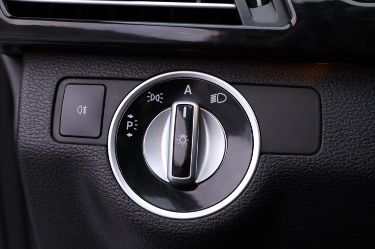 Mercedes-Benz Třídy E 3,0 350 CDI 4MATIC 195kW AT