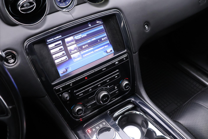 Jaguar XJ 3,0 D 202kW V6 Luxury