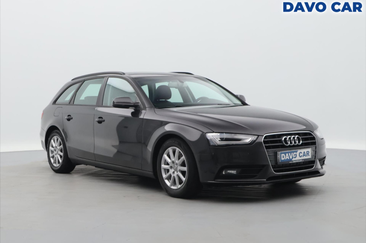Audi A4 2,0 TDi 100kW Kůže Pano Navi