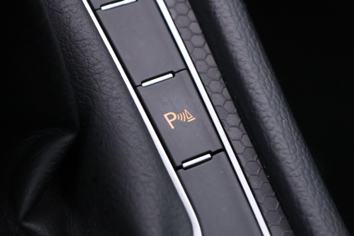 Volkswagen Golf 2,0 TSI 169kW GTI Performance