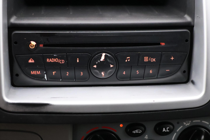 Opel Vivaro 2,0 CDTi CZ Klima Tažné 2.Maj