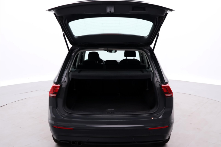 Volkswagen Tiguan 1.4 TSI 110kW LED Navi 1.Maj.