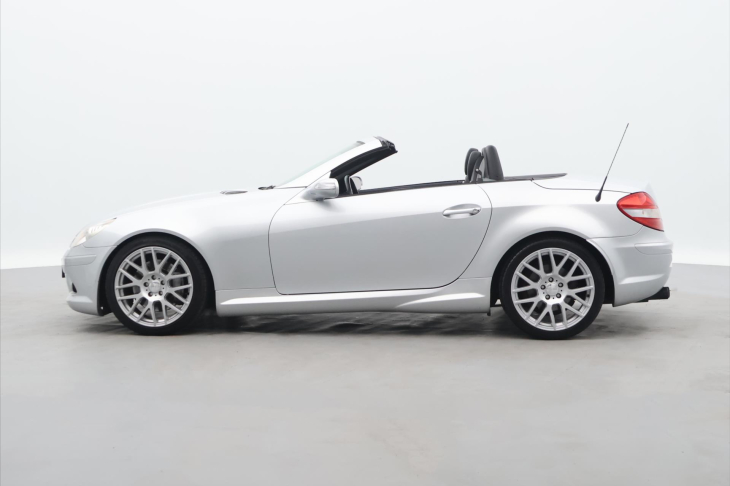 Mercedes-Benz SLK 3.5 350 V6 200kW Serv.kniha
